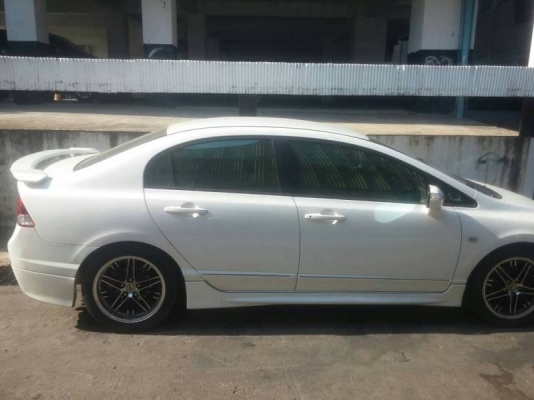 Honda Civic  ปี11    ออโต้  เครื่อง1.8  ตัวTOP เบาะหนัง