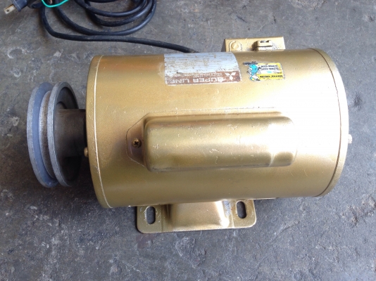 ขายมอเตอร์ Mitsubishi 1/2HP. 220V ไฟบ้าน เดิมๆวิ่งนิ่ม สภาพสวย พร้อมใช้งาน ขายมอเตอร์ Mitsubishi 1/2HP. 220V ไฟบ้าน เดิมๆวิ่งนิ่ม สภาพสวย พร้อมใช้งาน