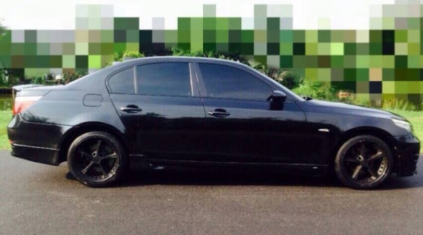 BMW 520i  ปี04    แต่งเครื่องเสียง  จอหน้า  เบาะหนัง