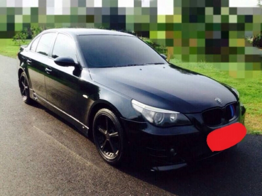 BMW 520i  ปี04    แต่งเครื่องเสียง  จอหน้า  เบาะหนัง