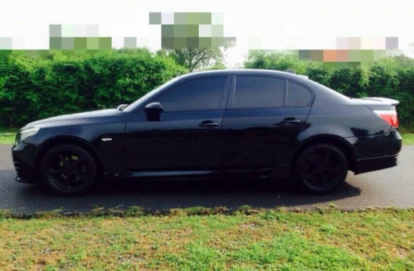 BMW 520i  ปี04    แต่งเครื่องเสียง  จอหน้า  เบาะหนัง