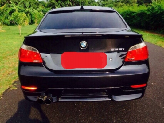 BMW 520i  ปี04    แต่งเครื่องเสียง  จอหน้า  เบาะหนัง