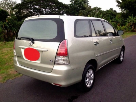 Toyota Innova ปี11 เครื่อง2.0G เบาะกำมะหยี่ Toyota Innova ปี11 เครื่อง2.0G เบาะกำมะหยี่