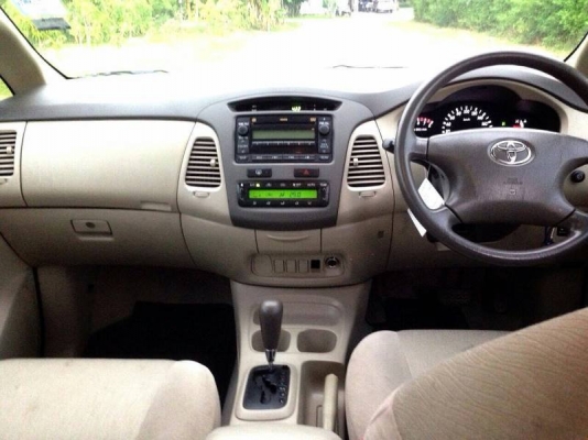 Toyota Innova ปี11 เครื่อง2.0G เบาะกำมะหยี่ Toyota Innova ปี11 เครื่อง2.0G เบาะกำมะหยี่