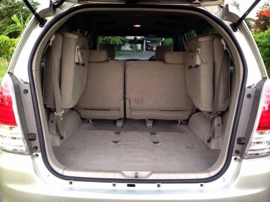 Toyota Innova ปี11 เครื่อง2.0G เบาะกำมะหยี่ Toyota Innova ปี11 เครื่อง2.0G เบาะกำมะหยี่