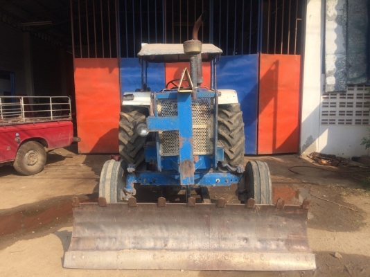 ขายด่วน!!!! รถไถฟอร์ด 6600 เต็มสูตร มือสอง สภาพเดิมจากนอก มีเล่มทะเบียนใหม่