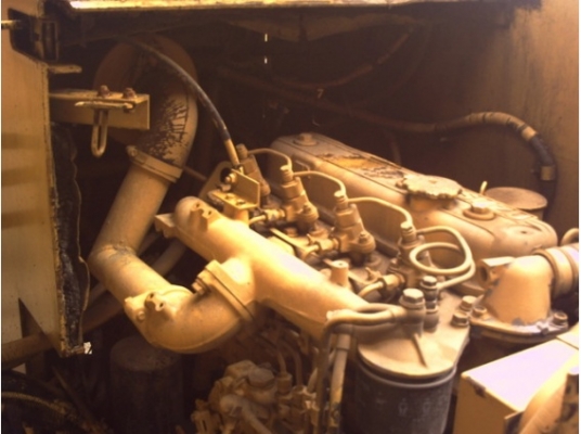 รถบด 3 ล้อเหล็ก KAWASAKI K102 ปี1996 1552ชม. ใครหาอยู่ติดต่อมได้เลยครับ