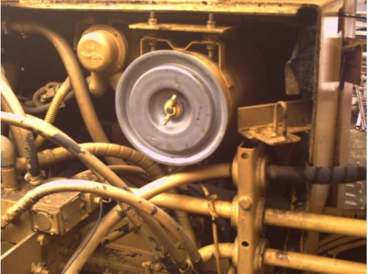 รถบด 3 ล้อเหล็ก KAWASAKI K102 ปี1996 1552ชม. ใครหาอยู่ติดต่อมได้เลยครับ