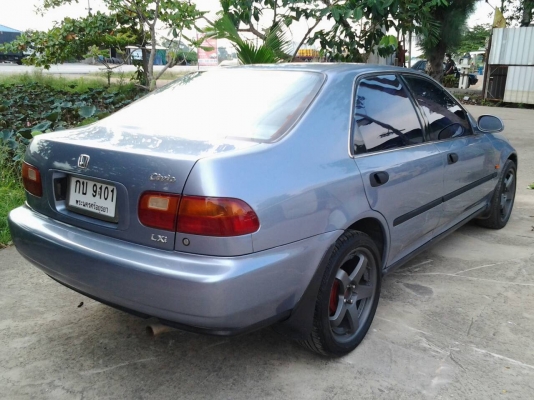 Honda Civic 4door 1.6LXI ปี95 65,000บาท Honda Civic 4door 1.6LXI ปี95 65,000บาท