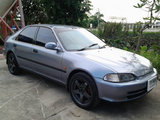 Honda Civic 4door 1.6LXI ปี95 65,000บาท Honda Civic 4door 1.6LXI ปี95 65,000บาท