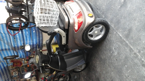 ขายรถสาล้อไฟฟ้า uda ราคา20500 บาท ขายรถสาล้อไฟฟ้า uda ราคา20500 บาท