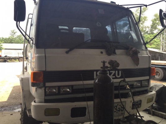10 ล้อ 2 เพลาบรรทุกรชน้ำ ISUZU FXZ23NFYF K-3601881 รถสภาพดี คัสซีสวยมาก เครื่องแห้งดี เล่มพร้อม ถังสวย