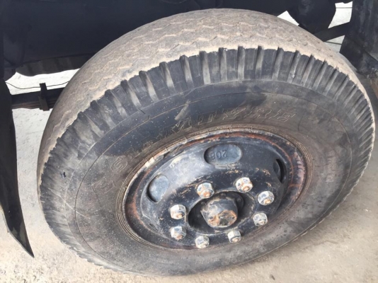 10 ล้อ 2 เพลาบรรทุกรชน้ำ ISUZU FXZ23NFYF K-3601881 รถสภาพดี คัสซีสวยมาก เครื่องแห้งดี เล่มพร้อม ถังสวย