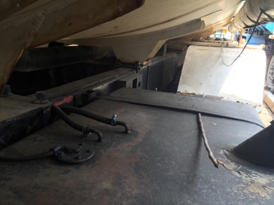 10 ล้อ 2 เพลาบรรทุกรชน้ำ ISUZU FXZ23NFYF K-3601881 รถสภาพดี คัสซีสวยมาก เครื่องแห้งดี เล่มพร้อม ถังสวย