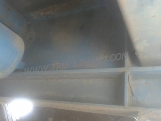 หางพื้นเรียบยาว 12 เมตร ต่ออู่พนัส จดทะเบียนปี 46 เลขคัชซี P36-1296 แบบรุ่น PS2-SC1200A น๊อต 8 ตัว ยาง 10.00-20 / 2 เพลา