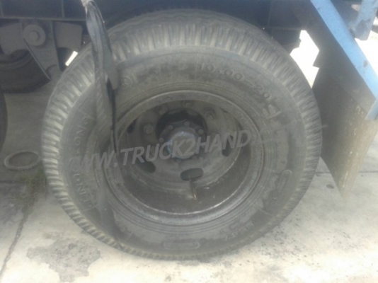 หางพื้นเรียบยาว 12 เมตร ต่ออู่พนัส จดทะเบียนปี 46 เลขคัชซี P36-1296 แบบรุ่น PS2-SC1200A น๊อต 8 ตัว ยาง 10.00-20 / 2 เพลา