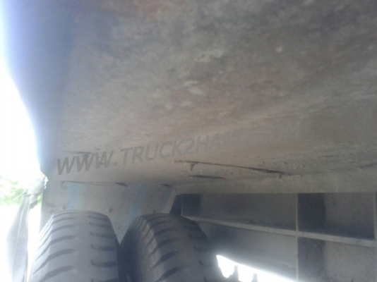 หางพื้นเรียบยาว 12 เมตร ต่ออู่พนัส จดทะเบียนปี 46 เลขคัชซี P36-1296 แบบรุ่น PS2-SC1200A น๊อต 8 ตัว ยาง 10.00-20 / 2 เพลา