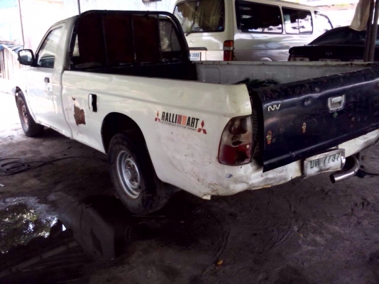 รถสตราด้า ตอนเดียว พวงมาลัยเพาเวอร์