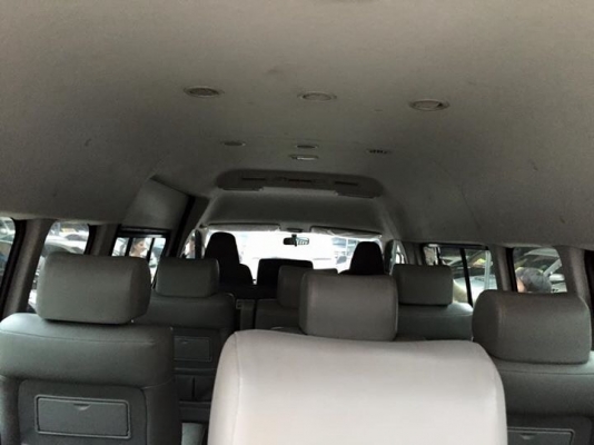 TOYOTA COMMTER 2.5 ปี 12. ดีเซลเกียทัมดา TOYOTA COMMTER 2.5 ปี 12. ดีเซลเกียทัมดา