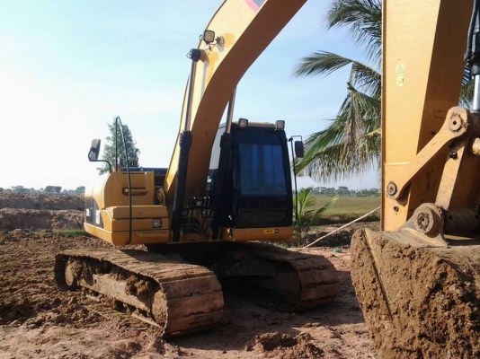 ต้องการขายรถแมคโค CAT 320D สภาพรถใหม่มือเดียว คนขับคนเดียว รถปลอดภาระ เอกสารพร้อมโอน