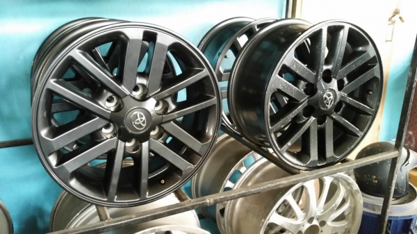 วีโก้แชมป์ สีกันขอบ17