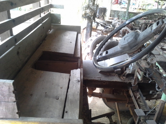 ขายอีแต๋นสี่ล้อหน้าสี่ ถูกๆ ไม่มีเครื่องไม่มีเกียร์