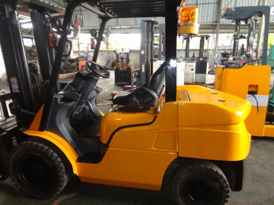 ขายรถMITSUBISHIขนาด3.5ตัน เสาสูง 4 เมตร เกียรออโต้ ฟลูฟรี สไล์คชิฟ