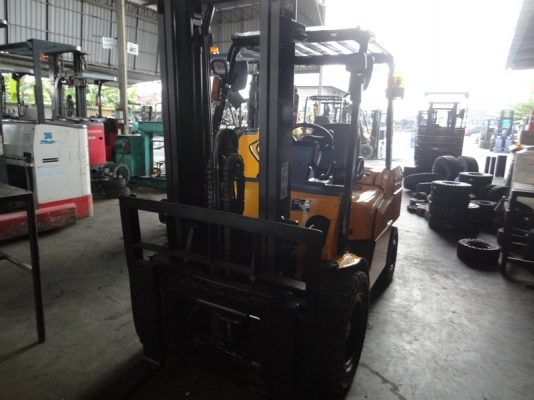 ขายรถMITSUBISHIขนาด3.5ตัน เสาสูง 4 เมตร เกียรออโต้ ฟลูฟรี สไล์คชิฟ