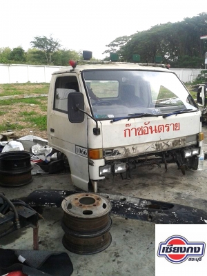 ลูกค้าฝากขายครับ !!!! หัวเก๋ง 2 หัวครับ HINO,ISUZU