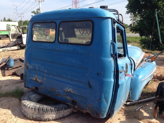 หัวรถบรรทุกหน้ายาวเดิมๆสวยๆ