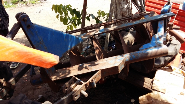 คูโบต้า Kubota L2202 มาพร้อมผานห้า ยางหลังคมๆ พร้อมใช้งาน **ราคาไม่แพง**