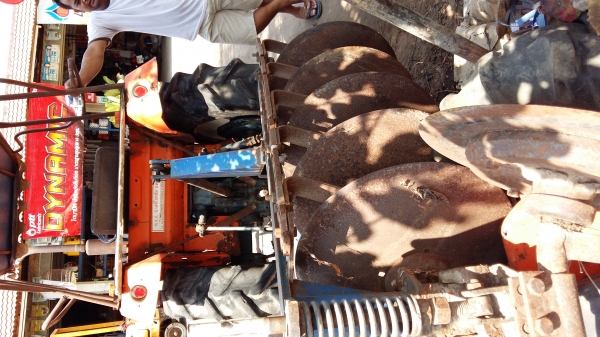 คูโบต้า Kubota L2202 มาพร้อมผานห้า ยางหลังคมๆ พร้อมใช้งาน **ราคาไม่แพง**