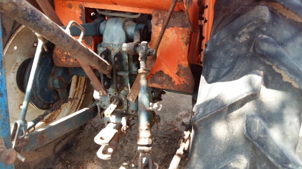 คูโบต้า Kubota L2202 มาพร้อมผานห้า ยางหลังคมๆ พร้อมใช้งาน **ราคาไม่แพง**