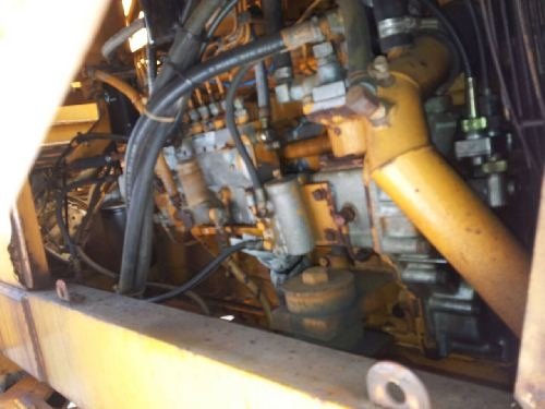 JH63-2 # 10209 : รถตัก komatsu รถนอก นำเข้า โทร.กุ้ง:0813062283