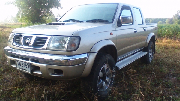 ขายนิสสันฟรอนเทียร์ปี01 เครื่อง2.5เทอโบอินเตอสี่ประตู4wdแรงๆหล่อๆครับ