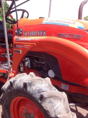 แทรกเตอร์คูโบต้า 3608 สภาพเยี่ยมเดิมทั้งคัน มีผานดันหน้า และผานหลัง แทรกเตอร์คูโบต้า 3608 สภาพเยี่ยมเดิมทั้งคัน มีผานดันหน้า และผานหลัง