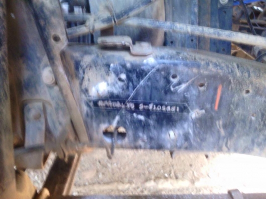 ขายครับ  ดั้มอีชุชุ120 ฝาดำ  Fหลัง  เกียร์เดิม  รถวิ่งงานทุกวัน ขายตามสภาพเลยขนะนี้รถก็พร้อมใช้งานยุ  กะบะดี  ช่วง3.60  ยาง8.25-16