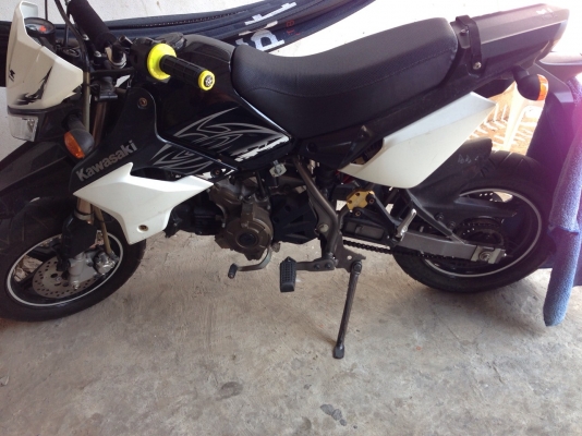 ขายKSRทะเบียนพร้อมโอนรถมีทะเบียน พร้อมโอน เครื่องเงียบ หรือ แลก รถกันครับkawasaki KSR 111cc สภาพใช้ไปทำงานทุกวัน ทะเบียนพร้อมโอนรถมีทะเบียน พร้อมโอน เครื่องเงียบ