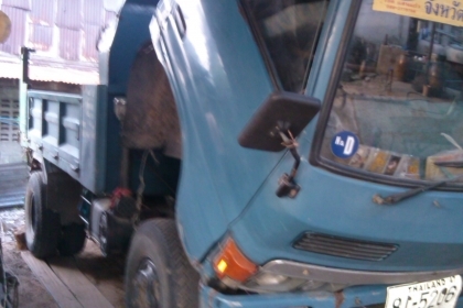 หกล้อดั้ม KS 115 ฝาดำ เกียร์115แท้ ท้ายเอ็ฟ สภาพดีพร้อมใช้งาน ทะเบียน ภาษีเต็ม พร้อมโอน "ราคา268,000บ ครับ