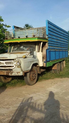 ขายด่วน!!! สิบล้อหน้ายาว ขายด่วน!!! สิบล้อหน้ายาว