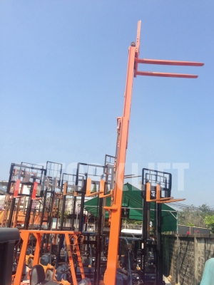 ขายฟอร์คลิฟท์ โตโยต้า 4FD25 เสาสูง 6 ม. จากประเทศญี่ปุ่น