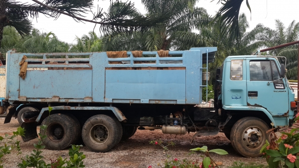 ขายถูกร๊อกกี้ 195 แท้ๆ