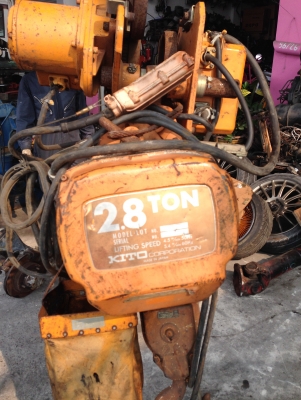 รอกไฟฟ้า KITO 2.8TON