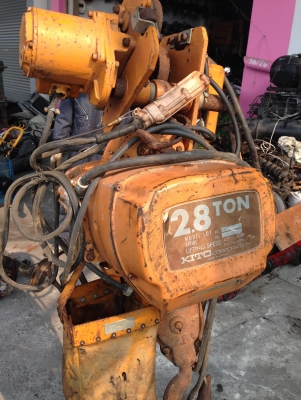 รอกไฟฟ้า KITO 2.8TON