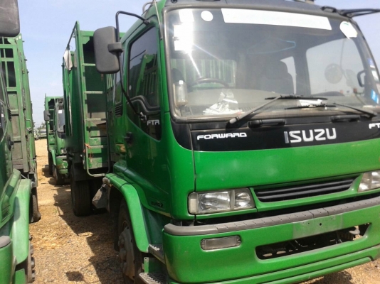 รถอีซูซุ 6 ล้อดั้ม 200 แรงม้า. ปี 50  ( ขาย หัว , คัชซี. )   ,  ( มีขาย 30 คัน. )     สนใจติดต่อ  081 - 6079515