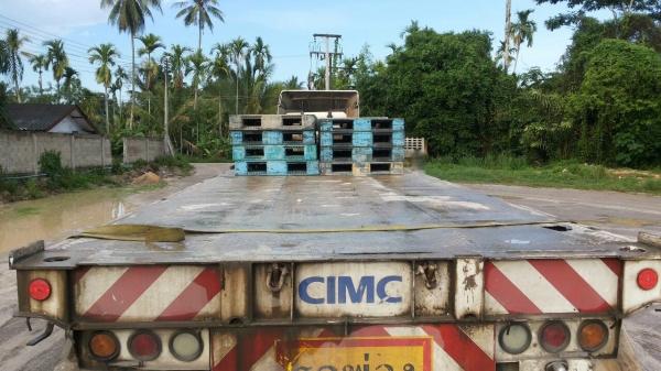 ขายหางพ่วง ClMC  พื้นเรียบ  3  เพลา. แท้  ปี 54   สนใจติดต่อ  081 - 6079515