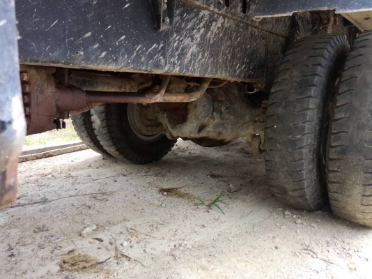 รถนิตสัน 10 ล้อดั๊ม  CW - 430  230 แรงม้า.    สนใจติดต่อ  081 - 6079515