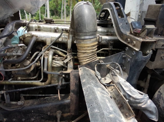 รถนิตสัน 10 ล้อดั๊ม  CW - 430  230 แรงม้า.    สนใจติดต่อ  081 - 6079515