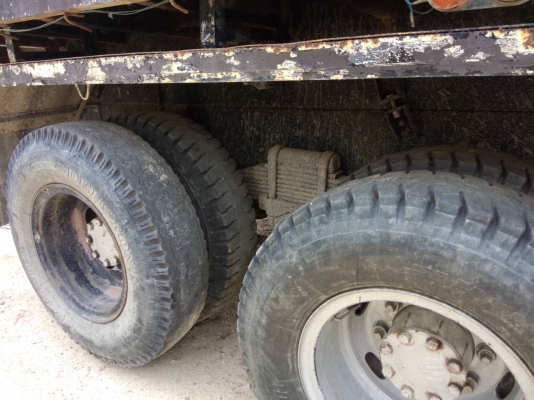 รถนิตสัน 10 ล้อดั๊ม  CW - 430  230 แรงม้า.    สนใจติดต่อ  081 - 6079515