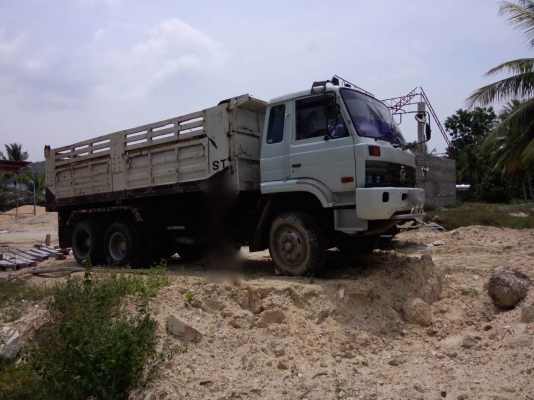 รถนิตสัน 10 ล้อดั๊ม  CW - 430  230 แรงม้า.    สนใจติดต่อ  081 - 6079515